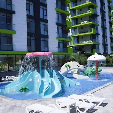 شقة Beachside Large Family Azizi - Pool & Langa Plaja Năvodari