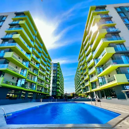 Διαμέρισμα Beachside Large Family Azizi - Pool & Langa Plaja *